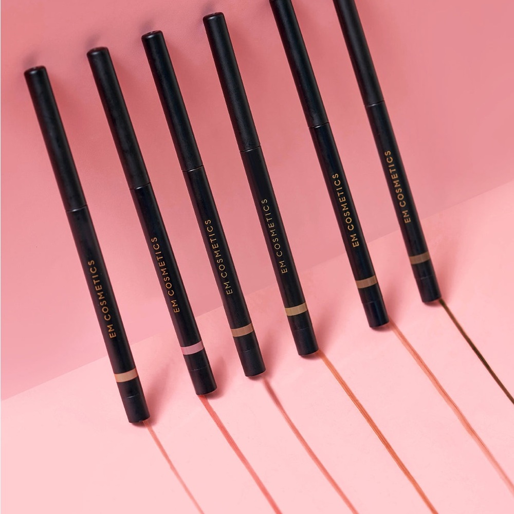 EM Cosmetics Soft Blur Velvet Lip Liner FOXY BUNNY or TEDDY .009oz / 0.27g  NIB